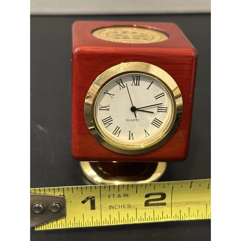 Western University Of St‎ Louis Wooden Cubed Desk Clock (needs Batteries)